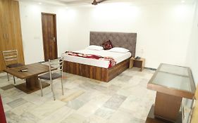 Shanti Residency